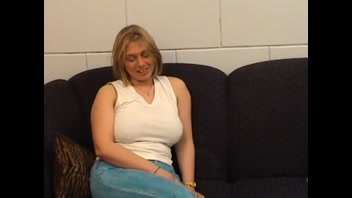 Hot MILF Kimberly: Mature, Big Tits, Amateur Action!